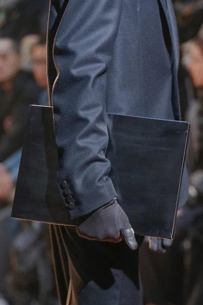 Look 91